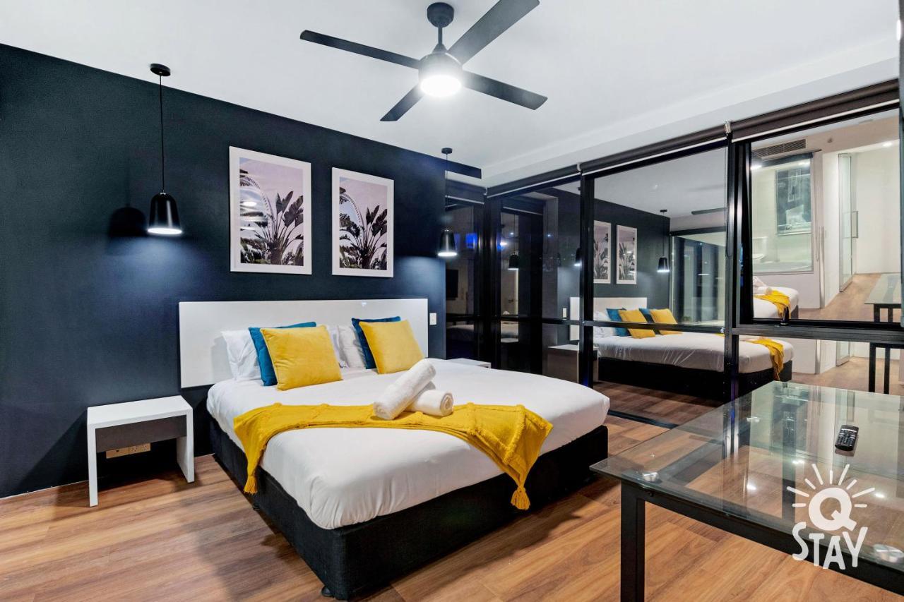 Circle On Cavill Surfers Paradise Mid Week Madness Deal - Q Stay Gold Coast Bagian luar foto