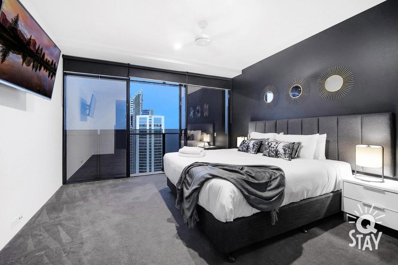Circle On Cavill Surfers Paradise Mid Week Madness Deal - Q Stay Gold Coast Bagian luar foto