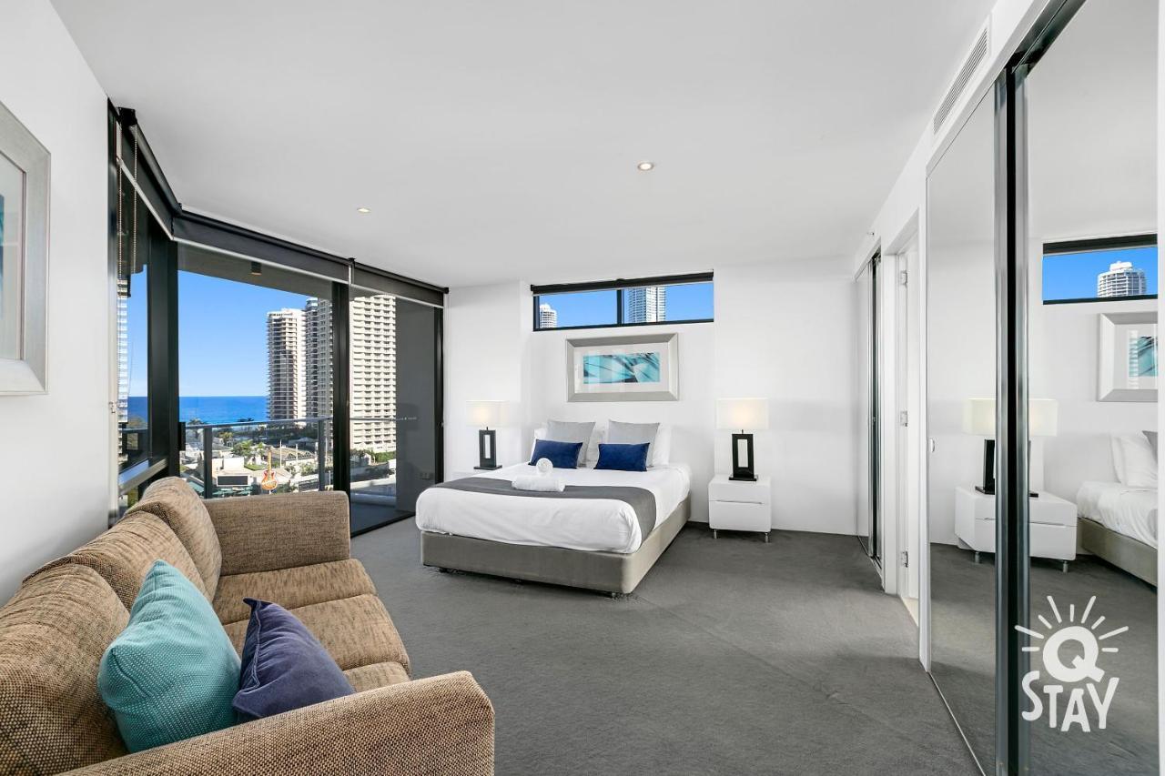 Circle On Cavill Surfers Paradise Mid Week Madness Deal - Q Stay Gold Coast Bagian luar foto