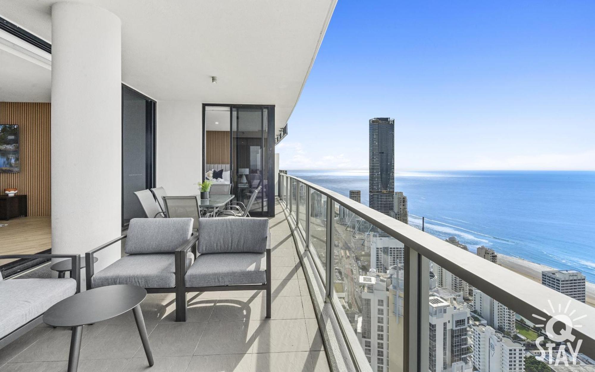 Circle On Cavill Surfers Paradise Mid Week Madness Deal - Q Stay Gold Coast Bagian luar foto