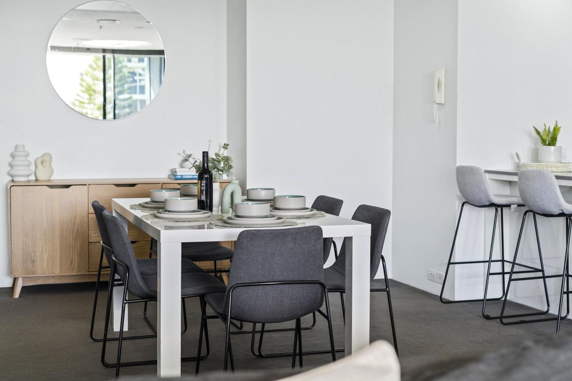 Circle On Cavill Surfers Paradise Mid Week Madness Deal - Q Stay Gold Coast Bagian luar foto