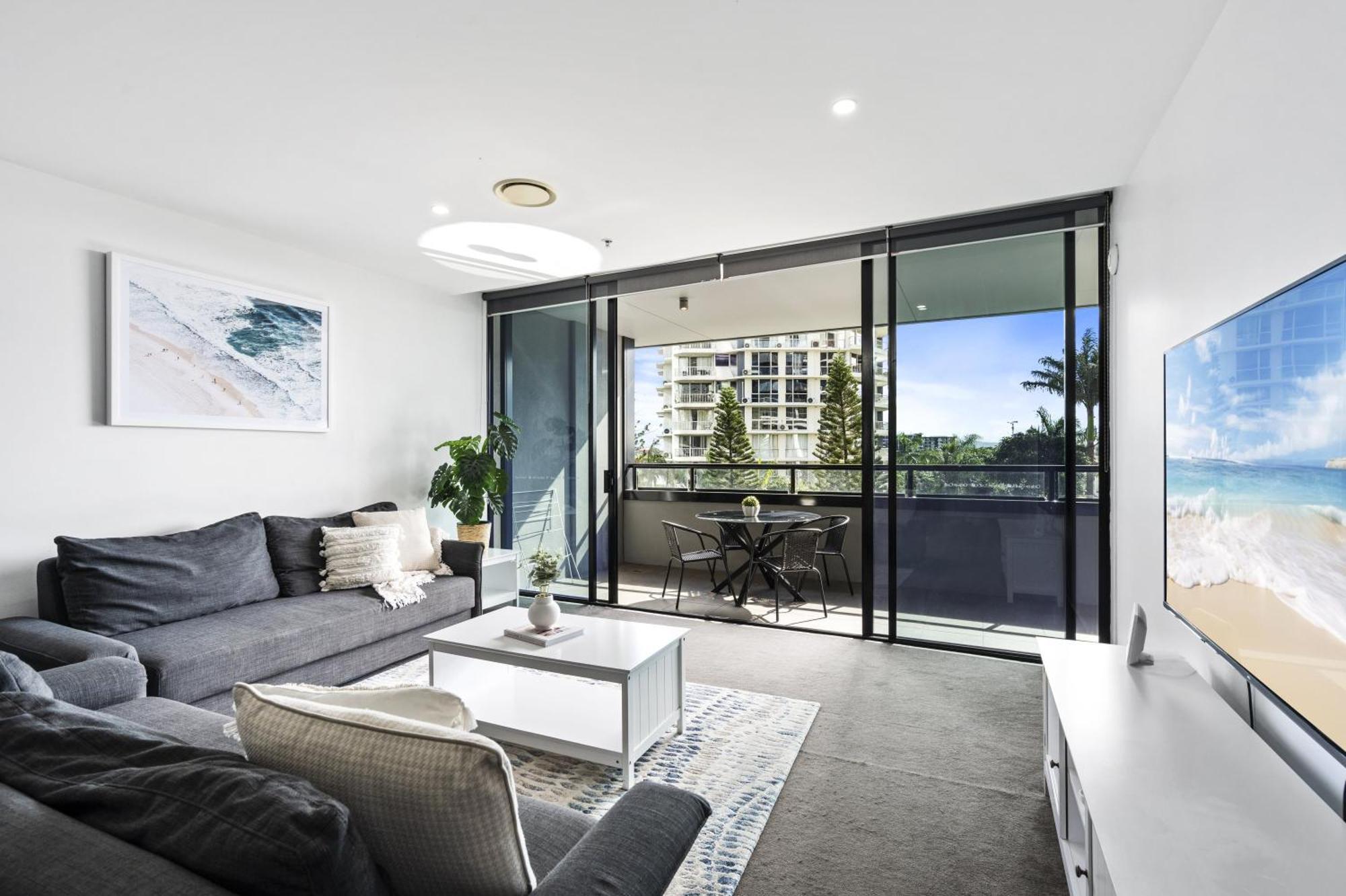 Circle On Cavill Surfers Paradise Mid Week Madness Deal - Q Stay Gold Coast Bagian luar foto