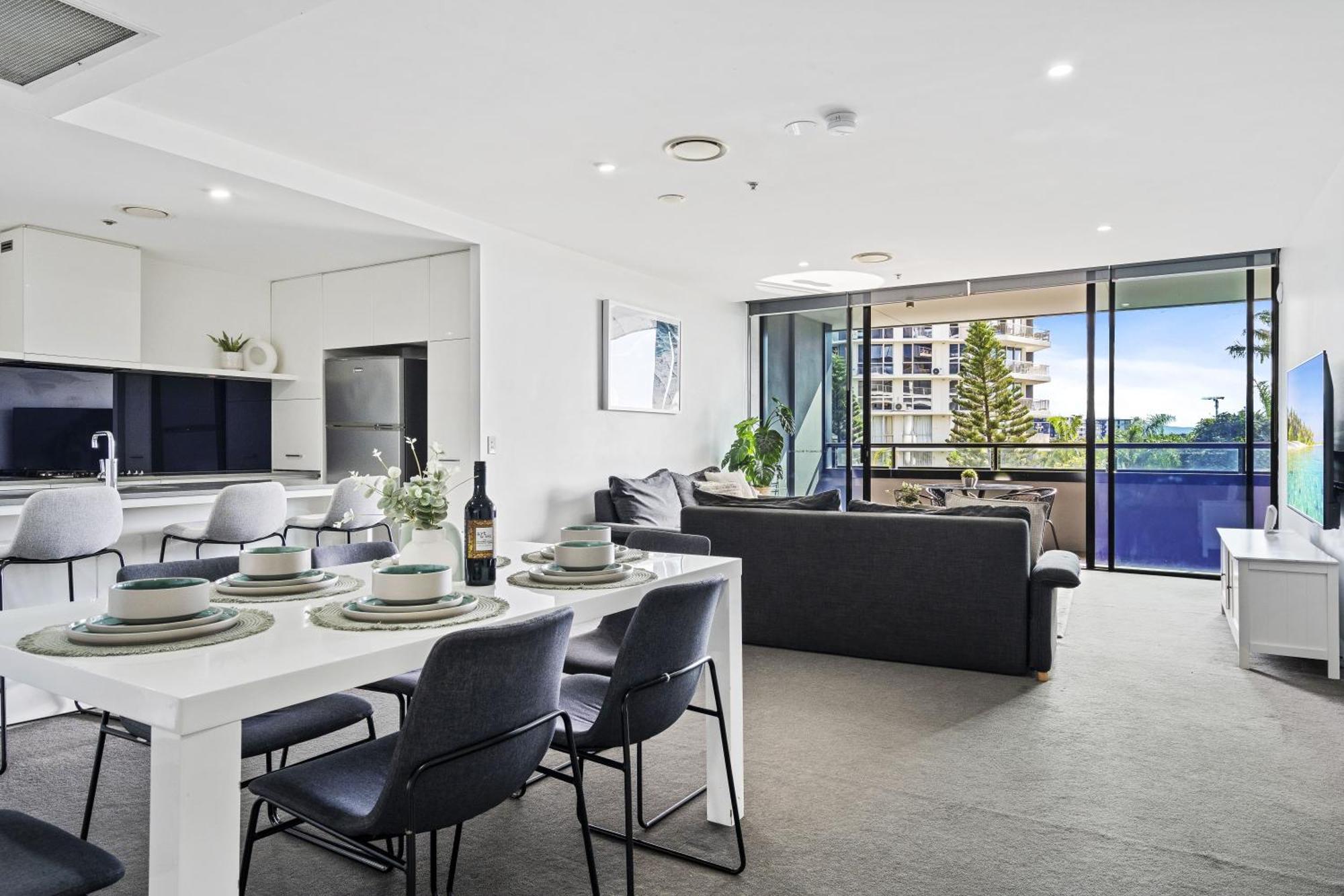 Circle On Cavill Surfers Paradise Mid Week Madness Deal - Q Stay Gold Coast Bagian luar foto