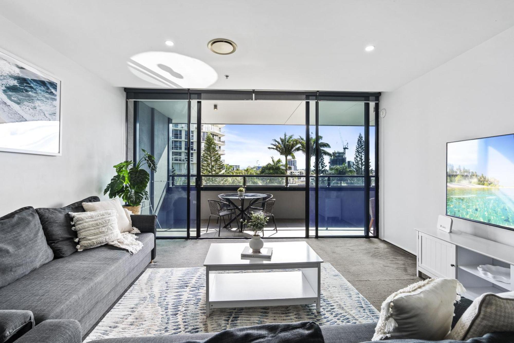 Circle On Cavill Surfers Paradise Mid Week Madness Deal - Q Stay Gold Coast Bagian luar foto