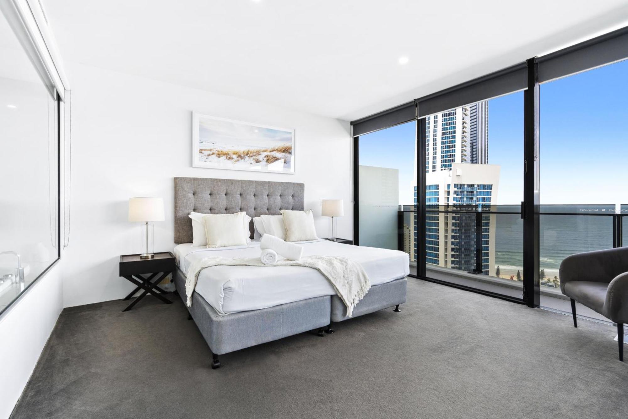 Circle On Cavill Surfers Paradise Mid Week Madness Deal - Q Stay Gold Coast Bagian luar foto